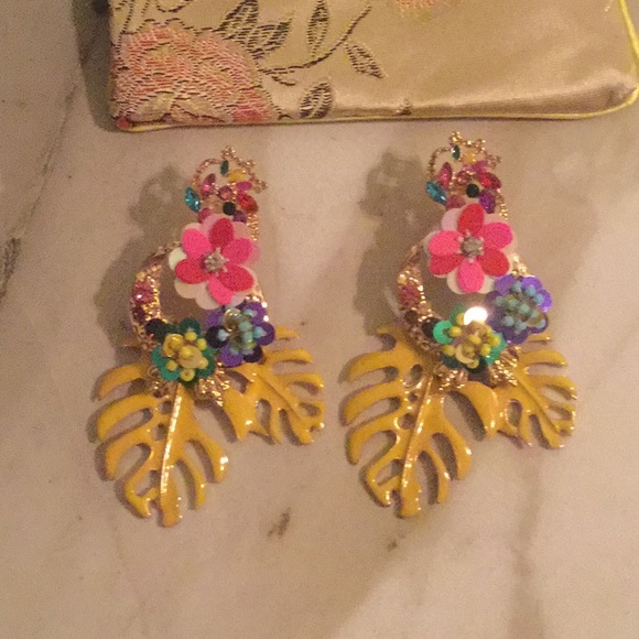 Jewelry - Earrings